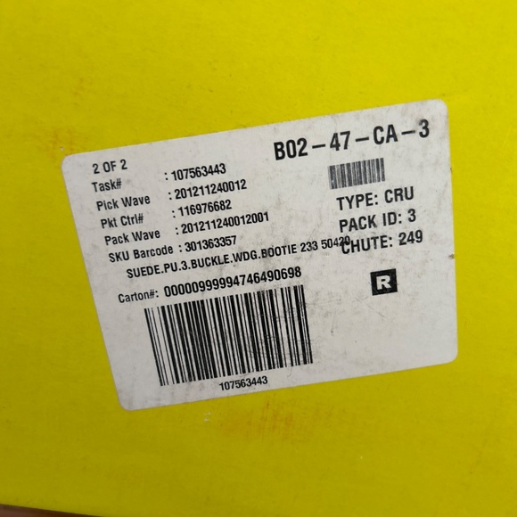 Suede knee high wedge boot - Picture 6 of 6